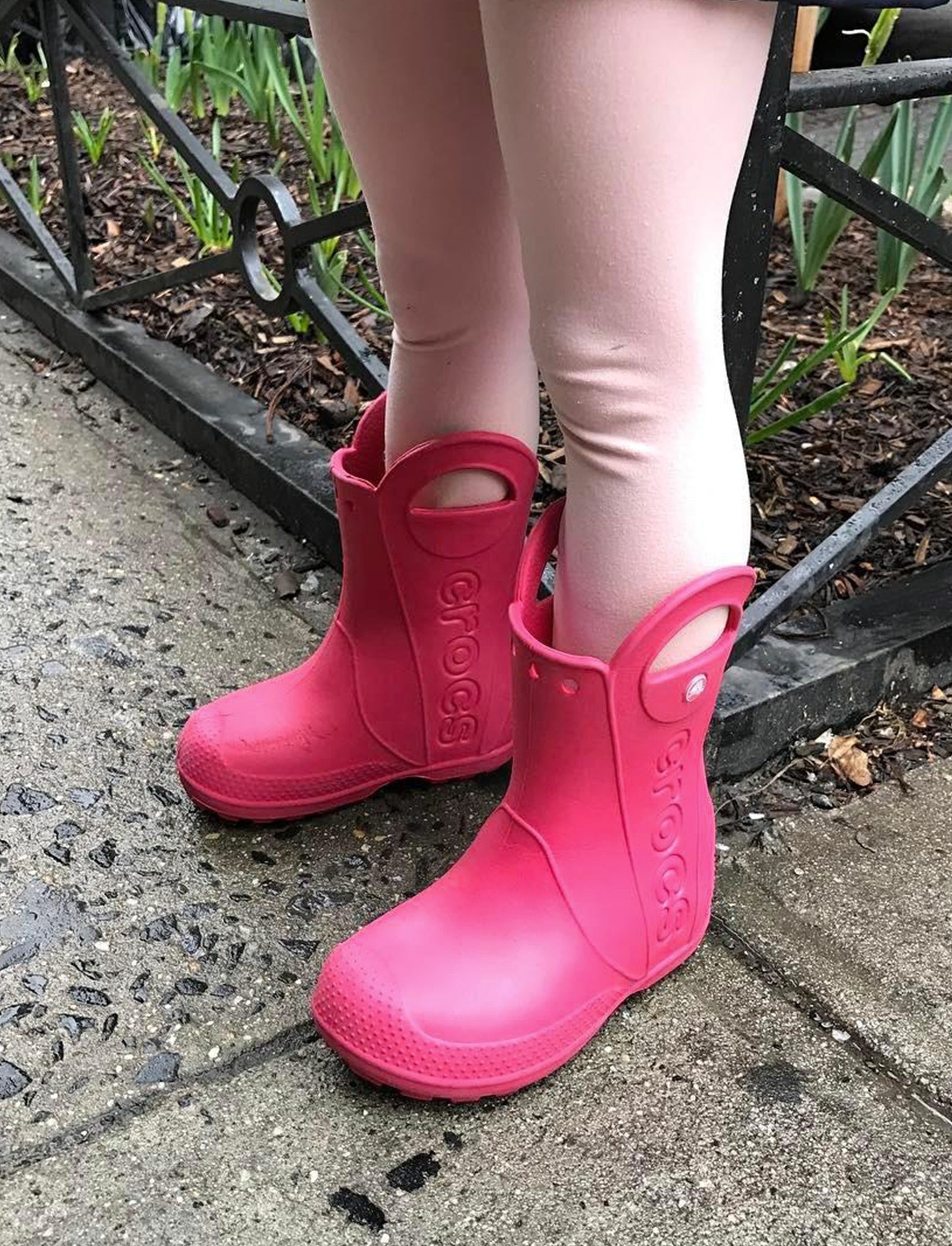 Crocs Rain Boot Kids - מגפי גשם לילדים קרוקס בצבע ורוד קנדי החל מ- 199. ...